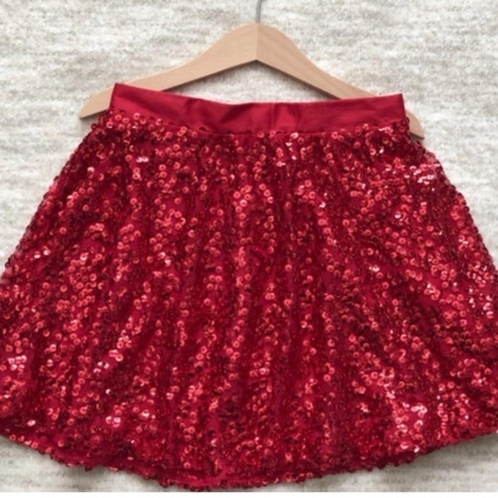 Cherokee red sequin skirt - Picture 1 of 1